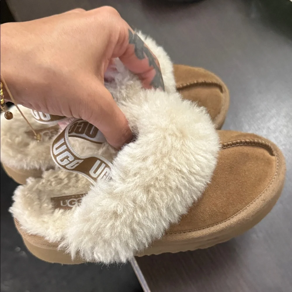 UGG Kids Chestnut Suede Slippers with Cream Shearling Collar